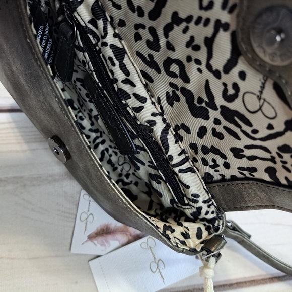 Jessica Simpson Connie Crossbody Bag with Belt loops, Wristlet loop - Picture 7 of 10